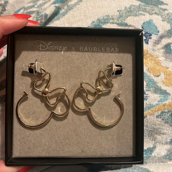 Baublebar Disney gold earrings new in box - Picture 3 of 3